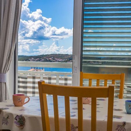 Apartments Rose Trogir Bagian luar foto