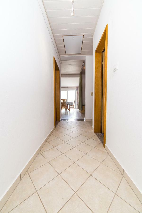Apartments Rose Trogir Bagian luar foto